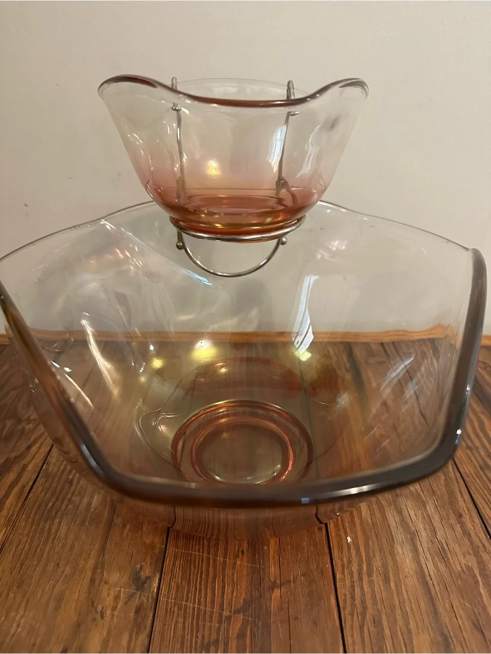 Mid-century modern Indiana glass chip and dip set pink